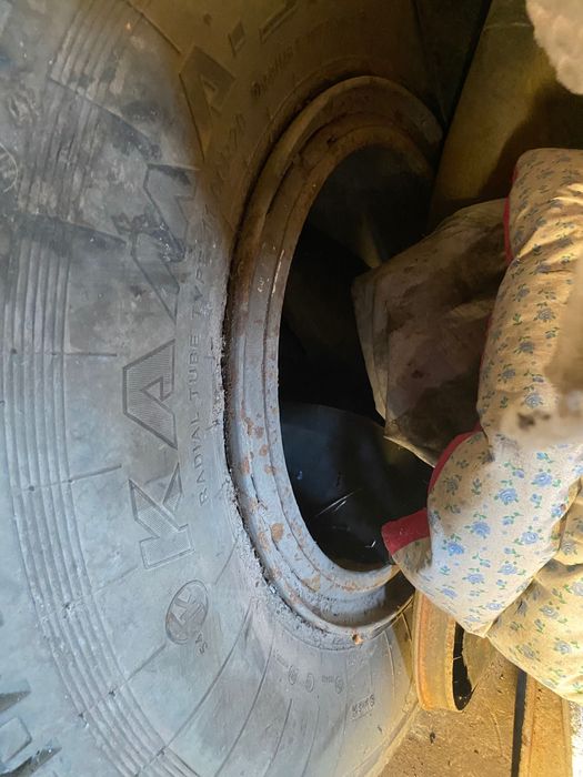 Колеса до автомобіля маза