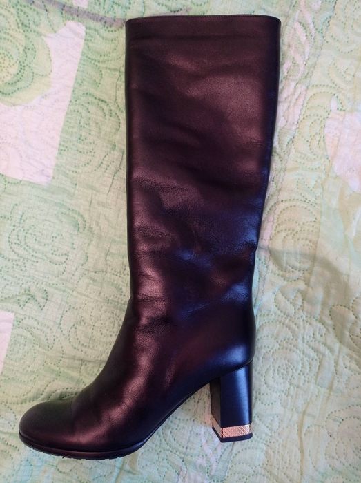 Женские итальянские кожаные сапоги на цигейке Dyva