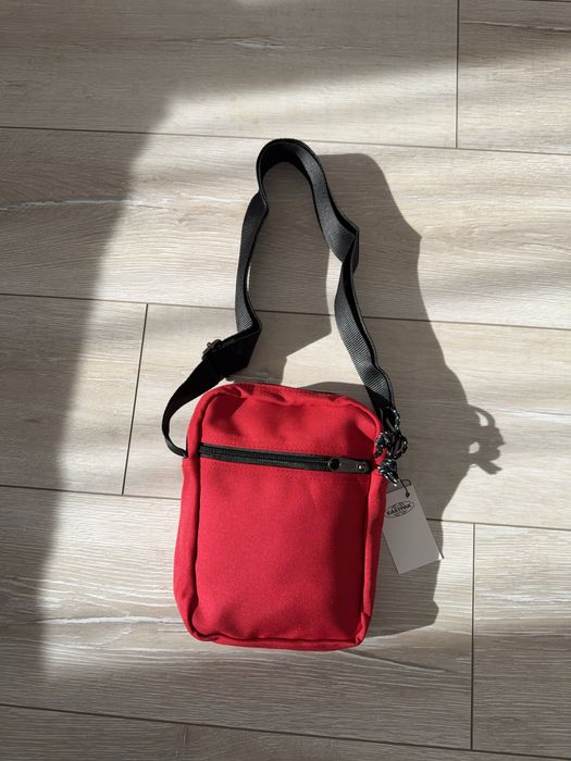 Месенджер  Eastpak / месенджер істпак