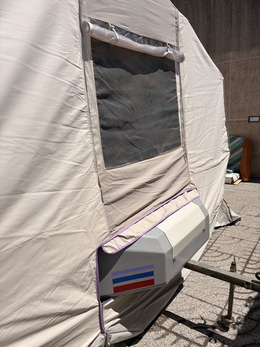 Auto tenda com avançado