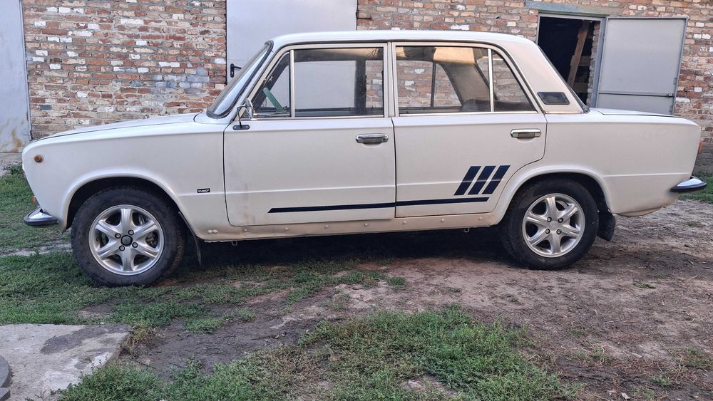 Автомобіль ВАЗ 2101