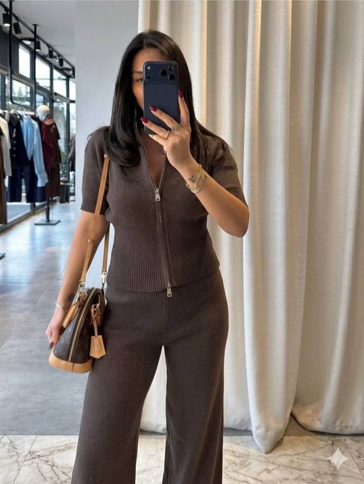 Костюм жіночий машинна вязка