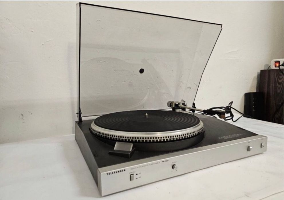 Gramofon Telefunken RS-100, made in Germany