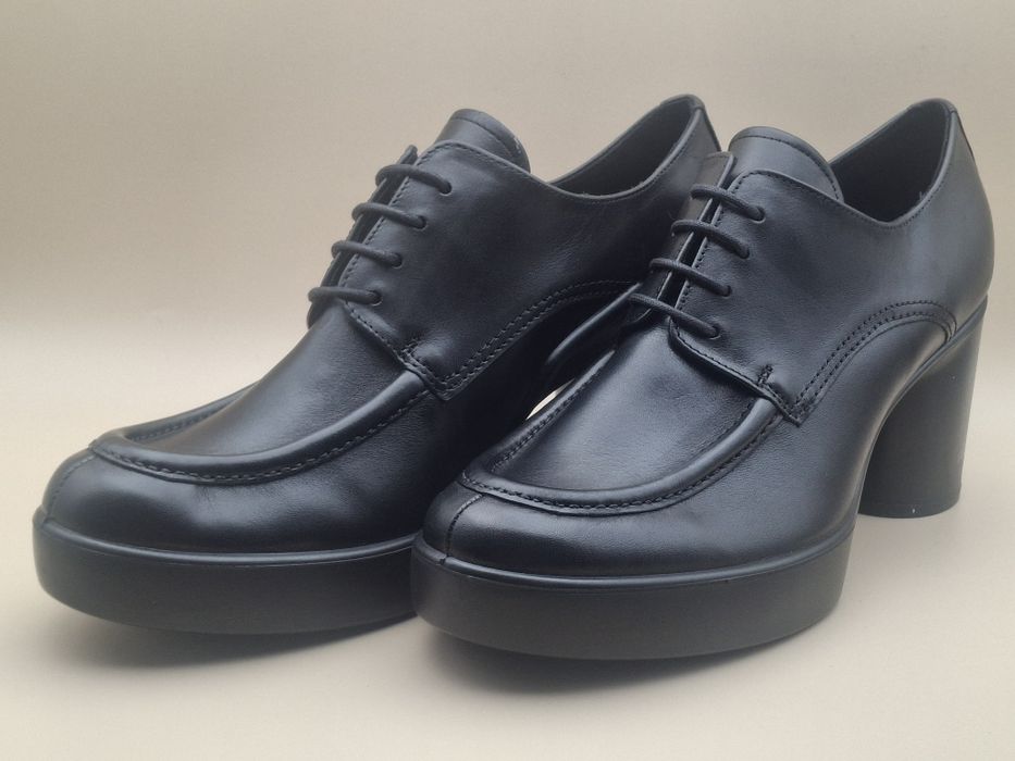 Туфлі ECCO Shape Sculpted Motion  55 Нові 42р.