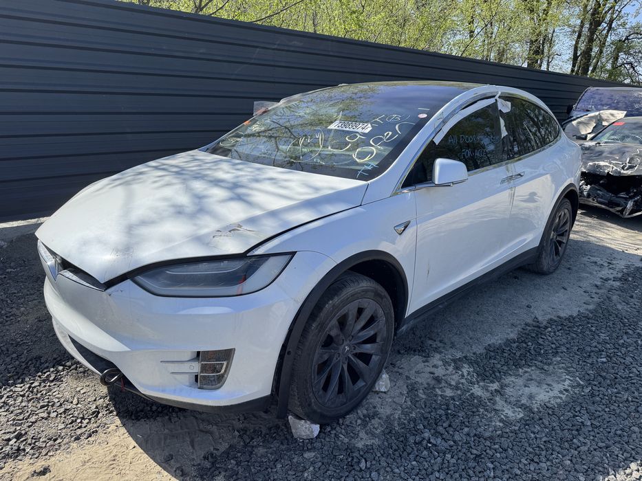 Tesla model x p100d розборка