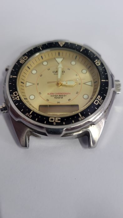 Часи Casio AMW-320R   "Arnie"