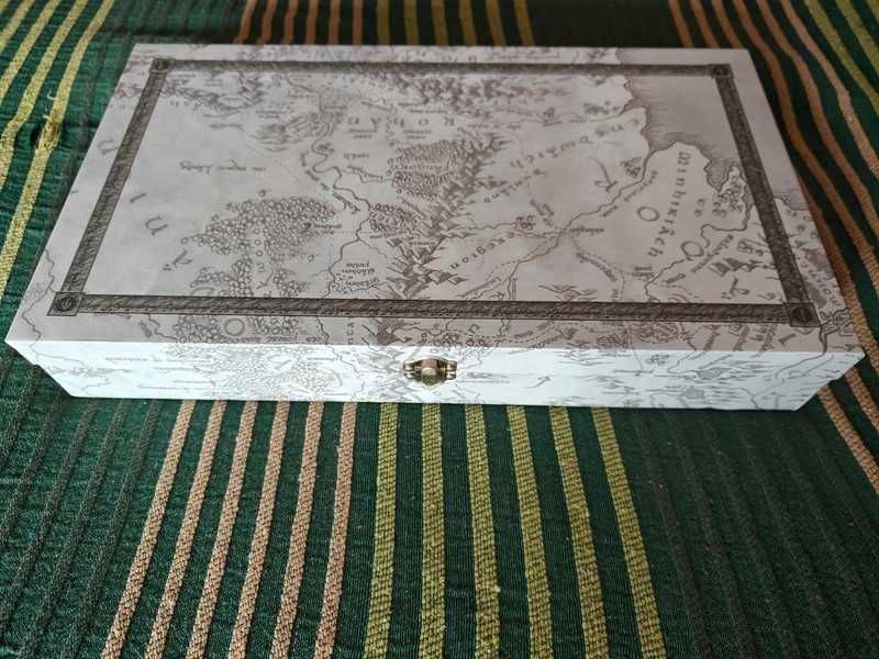 Set 2, Black, The Lord of the Rings Chess Collection64284656830593123