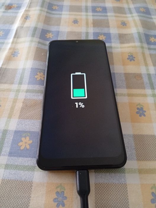 Telemóvel como novo