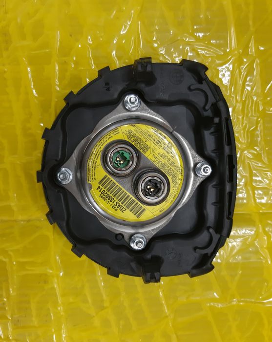 Airbag руля BMW E91, E90,Е88, E87, E82, Е81 E46 E39 E60 E61 E53