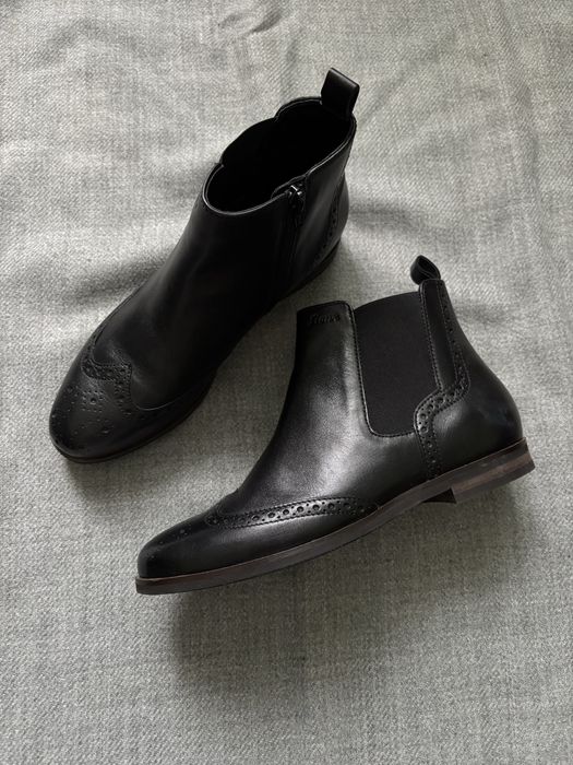 Чоботи жіночі