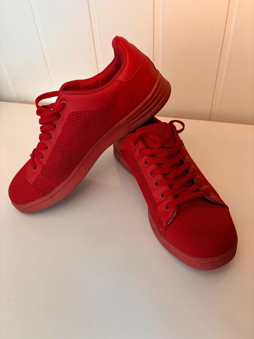 buty adidasy sneakersy czerwone 41 praca dzień spotkania