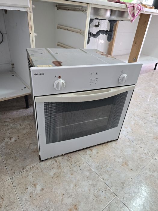 Vendo forno  Indesit