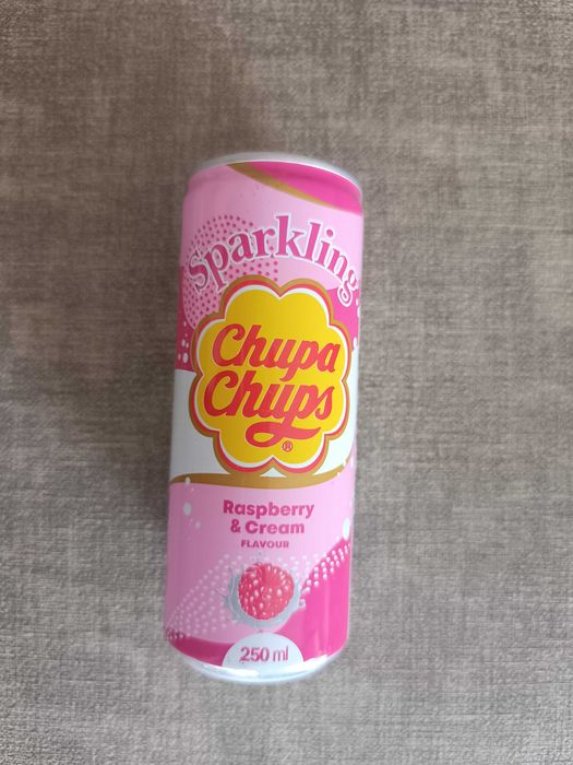 Latas e garrafas para coleção