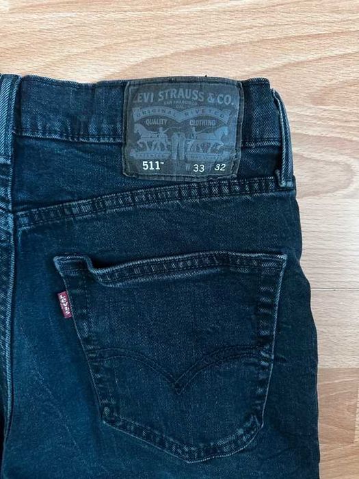 Levi’s 511 czarne jeansy W33 L32 S/M – świetny stan, klasyczny model