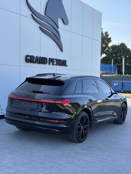 Audi E-tron 2020