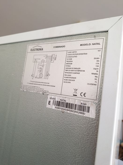 Frigorífico combinado electronia