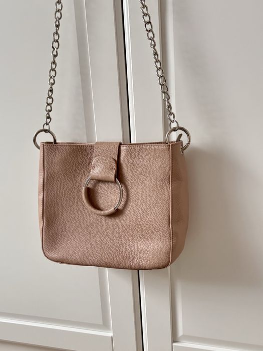 Torebka kuferek skóra licowa beż jasny róż Wojas mała stan bdb