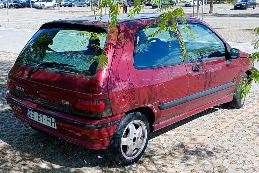 Renault Clio RTi 1995