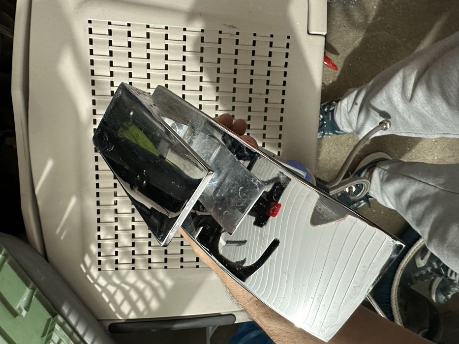 2 torneiras casa de banho