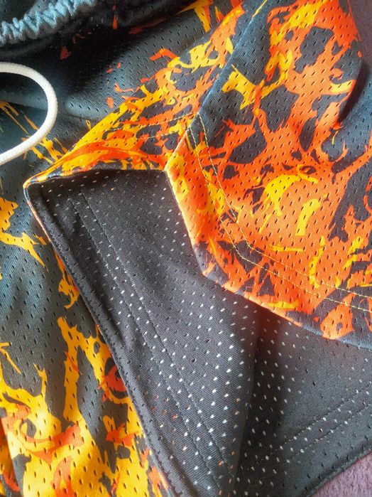 Puma
Straight Flames Short Black