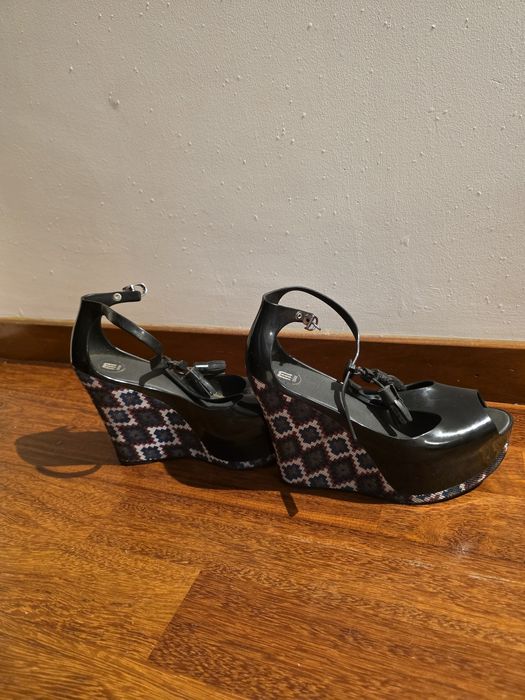 Sapatos Melissa Peace