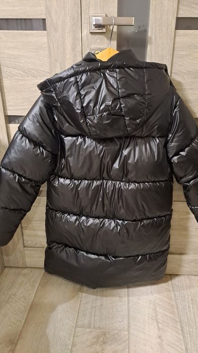 Пальто для дівчинки.