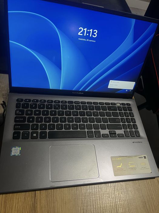Asus vivobook 15,6 cala