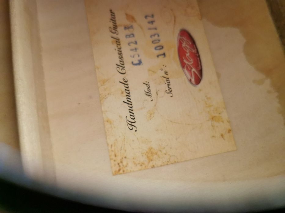 Gitara z pokrowcem NOWA