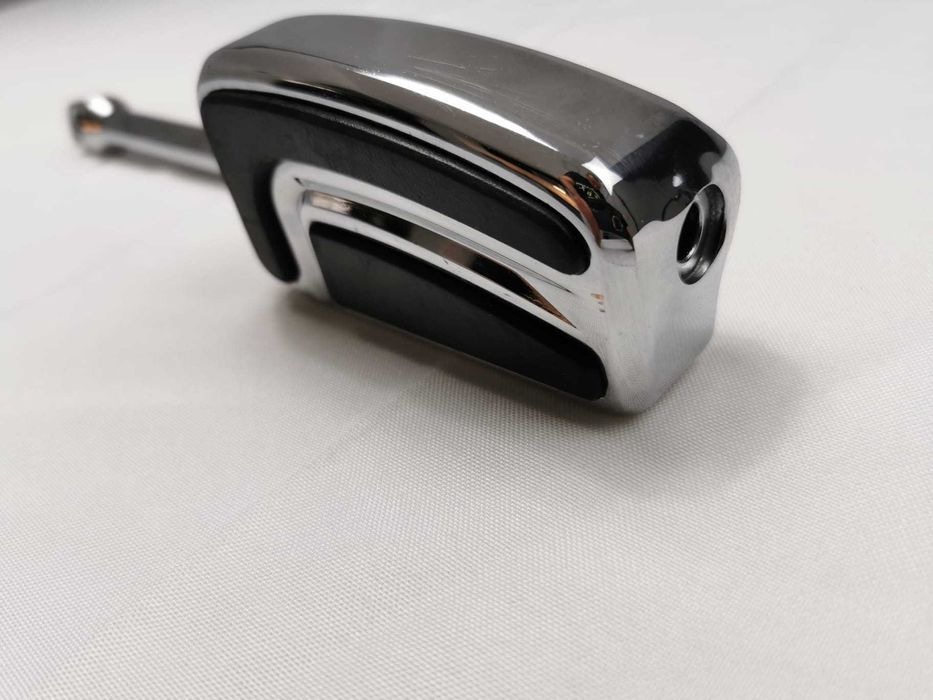 Oryginalny podnóżek Harley Davidson Sportster Dyna Softail elektra