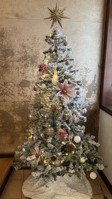 Árvore de Natal Completa - Com decoração