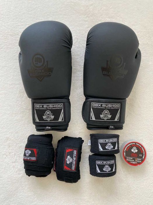 Rękawice bokserskie DBX Bushido 14 oz — NOWE