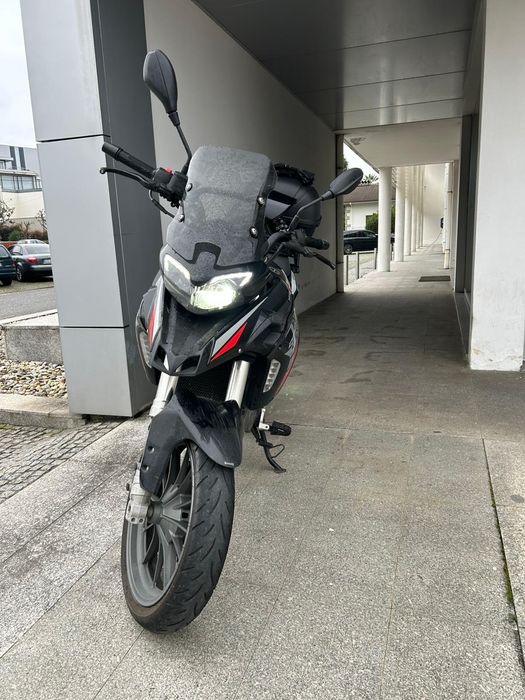 Moto Benelli trk 251