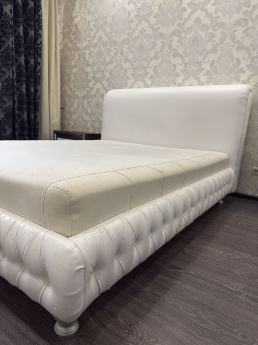 Продам кровать двуспальная