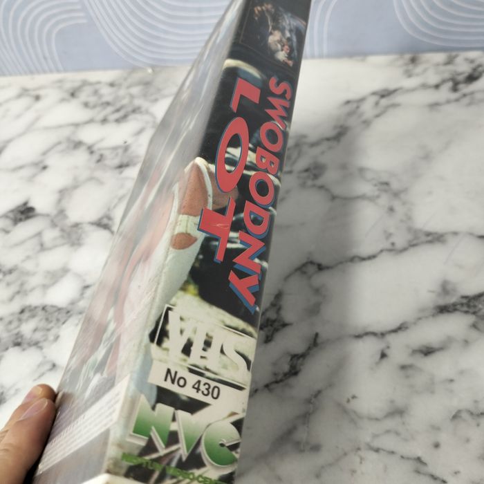 Kaseta VHS swobodny lot