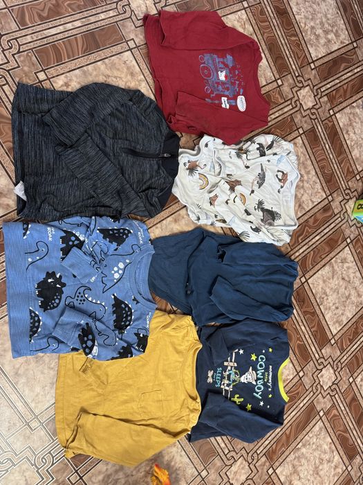 Лот речей на хлопчика