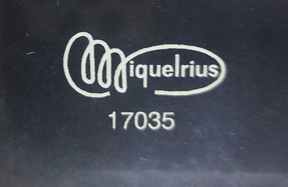 Porte Folio Miquelrius em cartão rígido