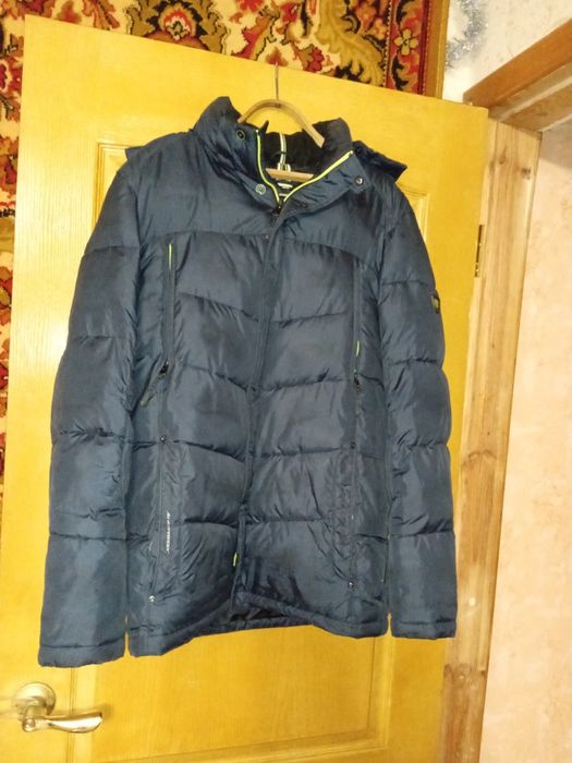 Зимова чоловіча куртка б.у