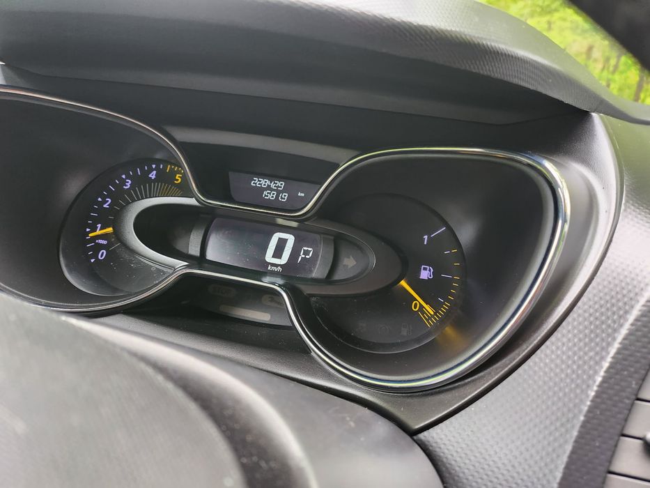 Renault Captur 1,5 dci automat 2013r
