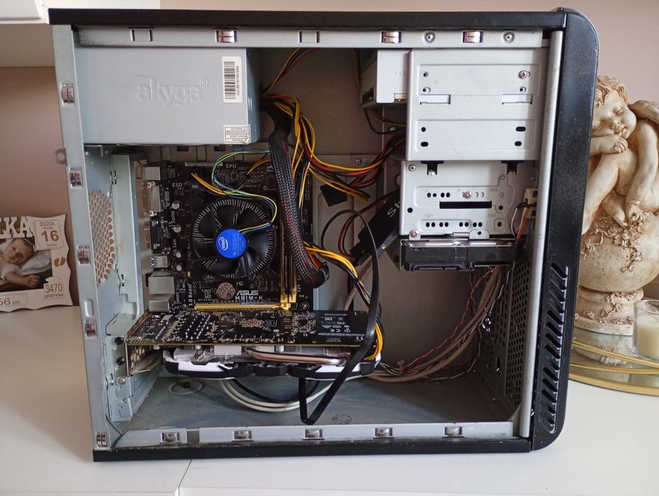 Komputer PC Składak Do gier Gamingowy i5 RX570 128GB 500GB 8GB RAM DVD