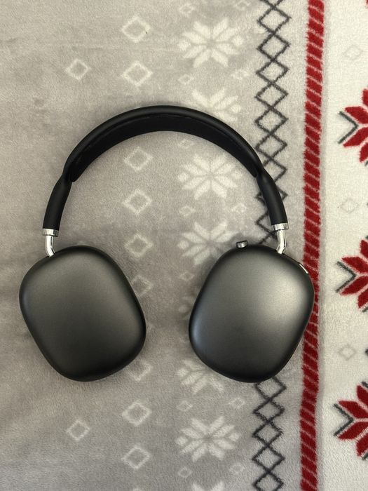 Sluchawki Airpods Max