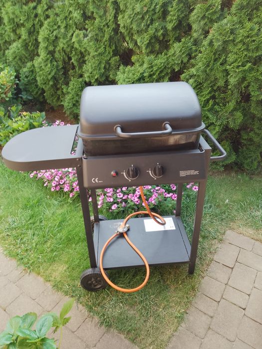Grill ogrodowy gazowy