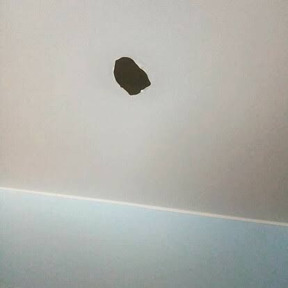 Ремонт натяжної стелі