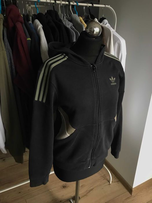 Bluza Adidas na zamek rozm. M ( nowa kolekcja)