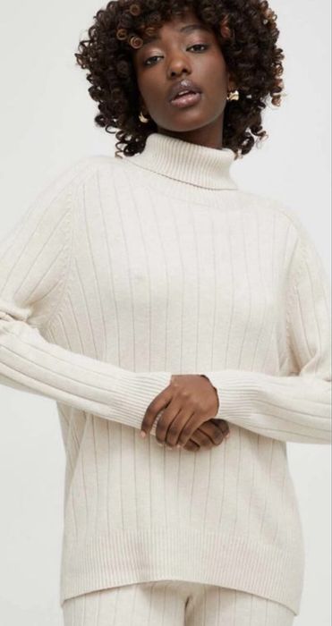 Комплект штани і кофта