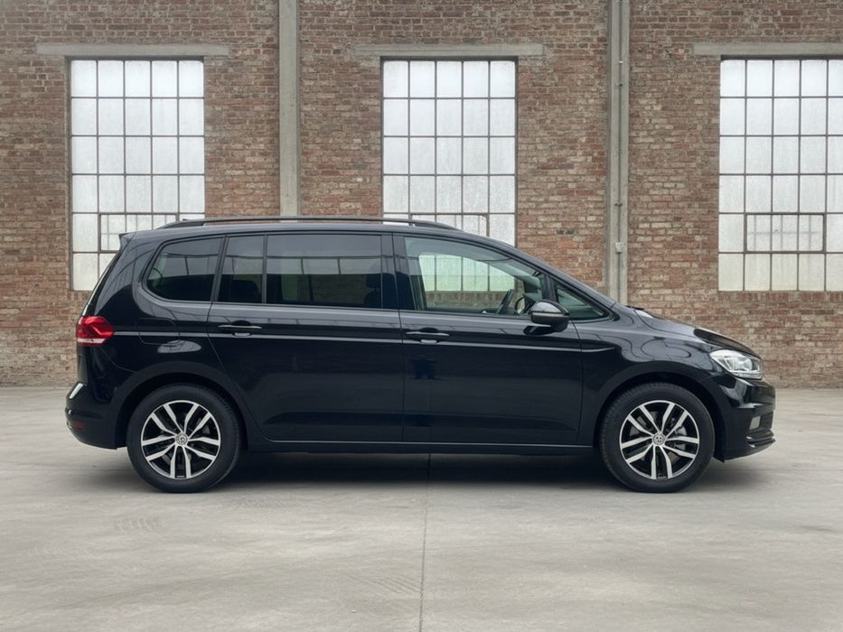 VW Touran 2.0Tdi *caixa DSG* 7 Lugares