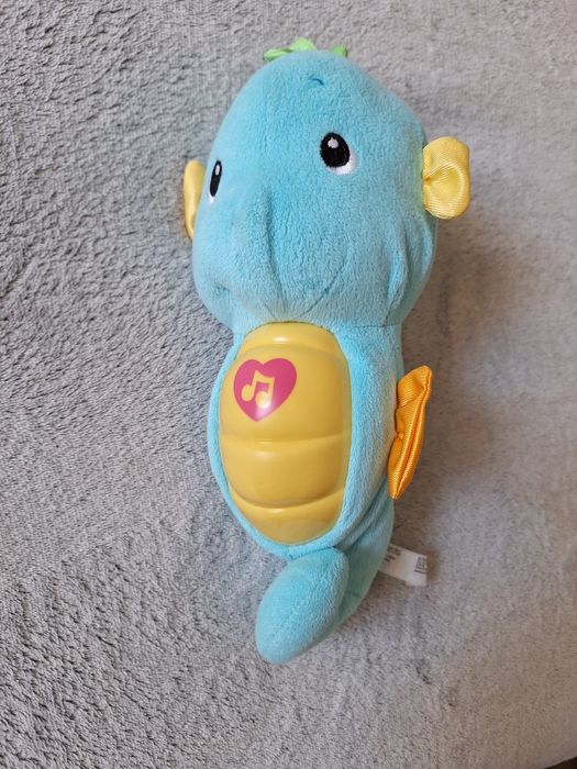 Maskotka ala szumiś, do usypiania, grającą, konik morski