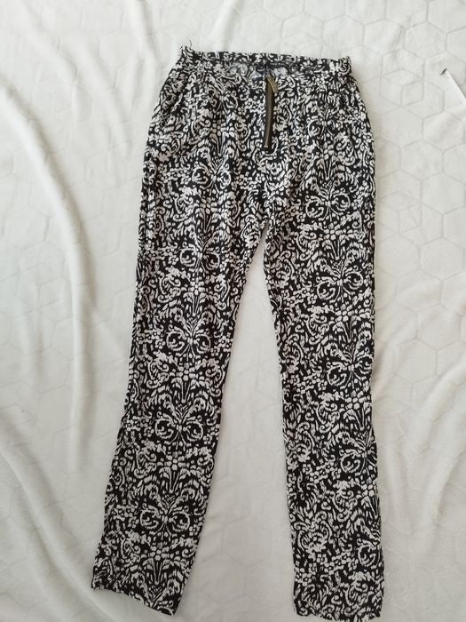 Spodnie S 36 biało czarne damskie, legginsy