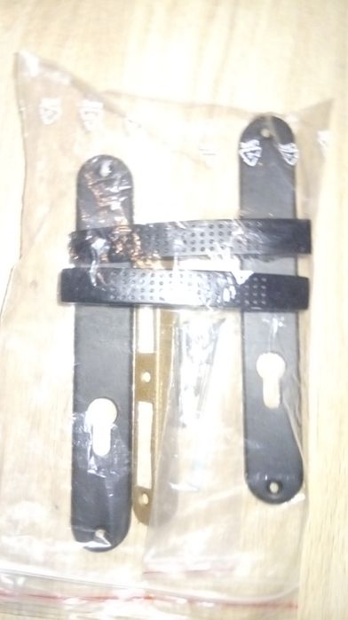 Klamka drzwi, NOWA Czarny mat! Długość 24cm +5 wkładek do zamka