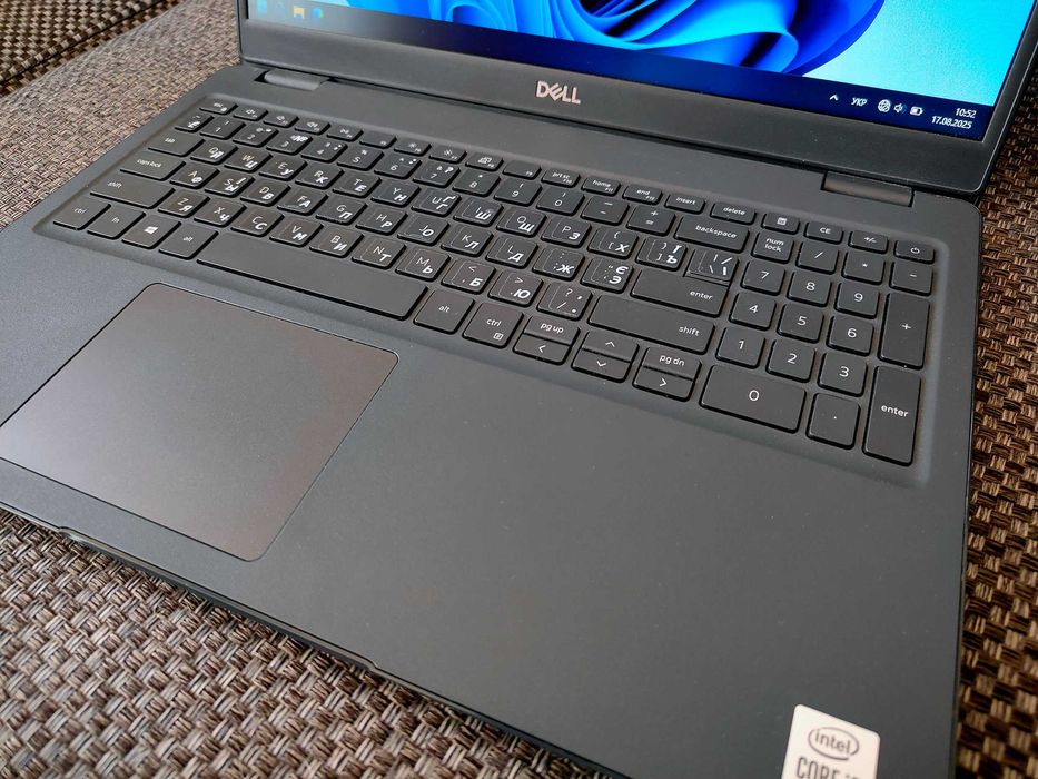 Dell Latitude, 15.6", i3 10110u, 16GB DDR4, 256GB SSD M.2, сірий, б/в