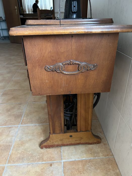 Máquina de costura Singer